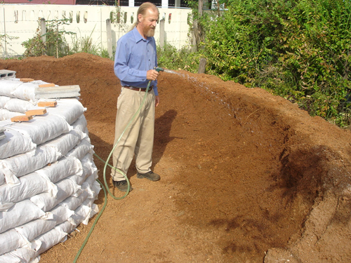 Road base Moisten road base slightly before filling bags.